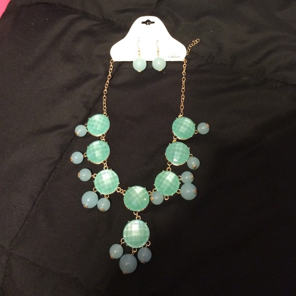 Aqua Bubble Necklace