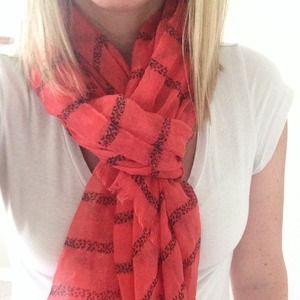 🚫👍traded👍🚫 Scarf bundle!!!!!