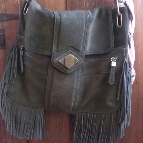 Suede handbag, perfect accessory!