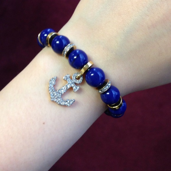 Juicy Couture Anchor Sign Charm Bracelet - Picture 3 of 3