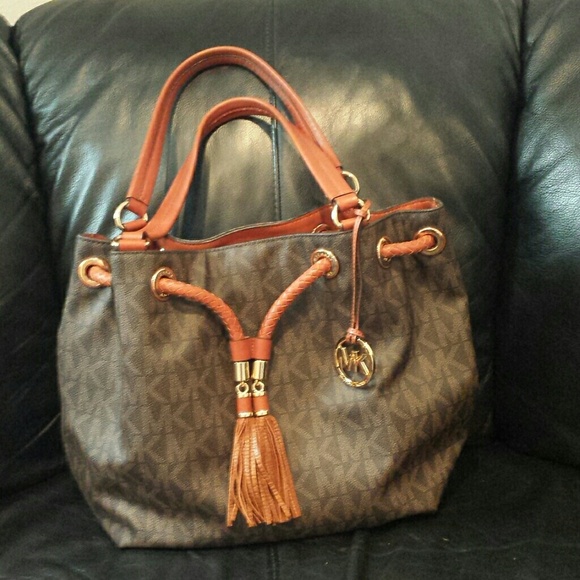 Michael Kors Jet Set Large Gathered Tote