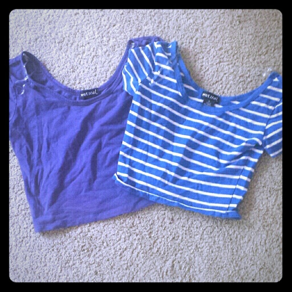 ???? BUNDLE!!???? Wet seal crop tops