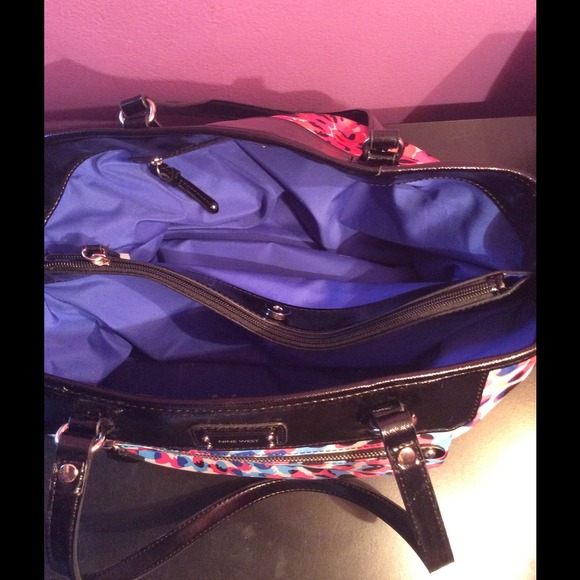 🎊🎉Nine West Satchel - Picture 3 of 4
