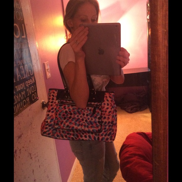 🎊🎉Nine West Satchel - Picture 4 of 4