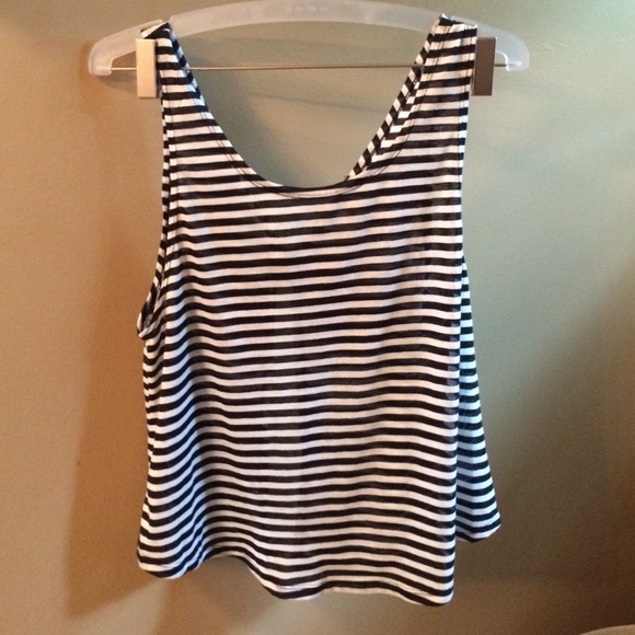 White and black striped tank top