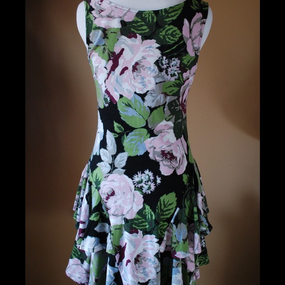 NWOT Kimchi Blue garden dress, size medium - Picture 3 of 4