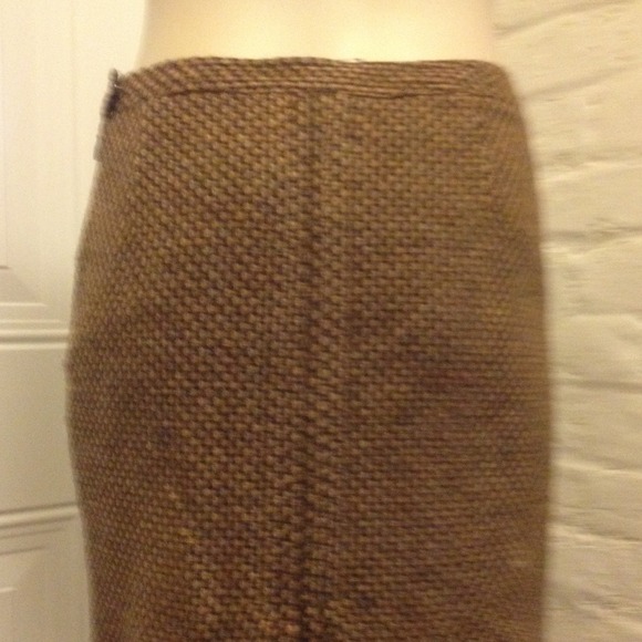 HOST PICK Club Monaco Wool Tweed Pencil Skirt - Picture 3 of 4