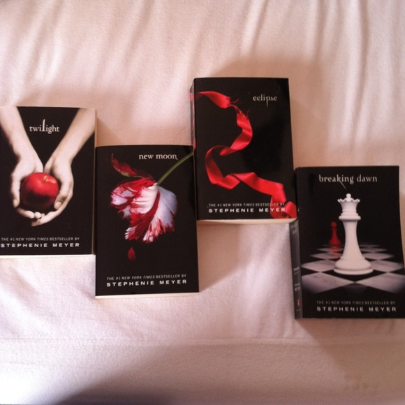 Twilight complete paperback set