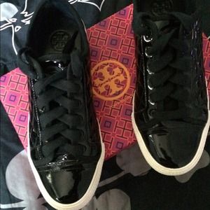 Tory Burch Caspe Sneaker
