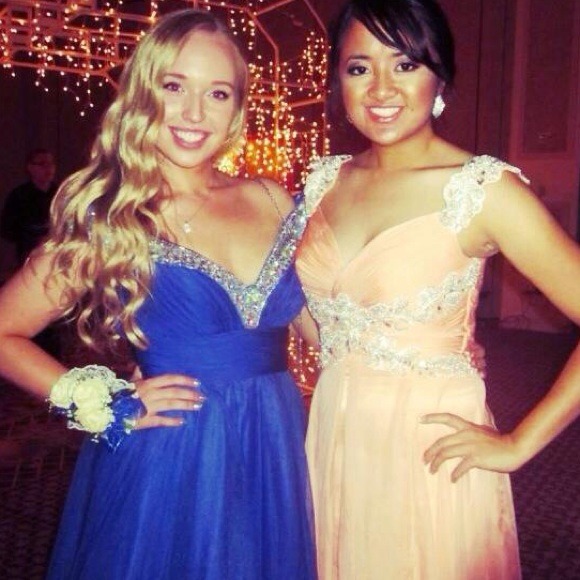 Blue prom dress - Picture 3 of 4