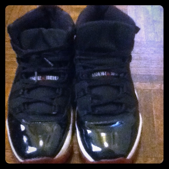 Bred 11s
