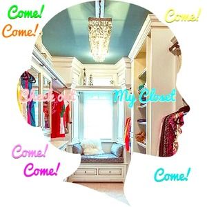 🎀 COME! Check out my closet! 🎀