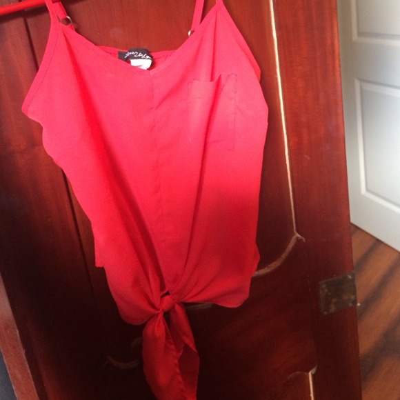 Red tank crop top.