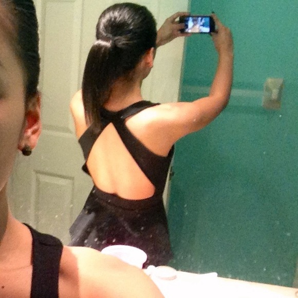 Top - Picture 3 of 4