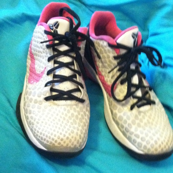 Pink Nike Kobe's 6Y/ 8 woman's
