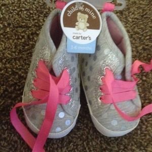 Carter's baby girl shoes 🎀