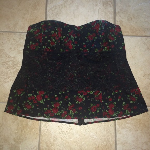 Sweet heart tube top