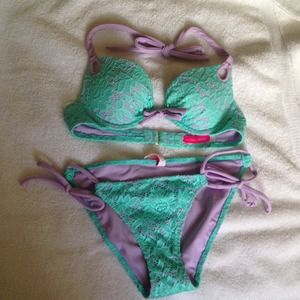 New Victoria's Secret bikini/swimsuit