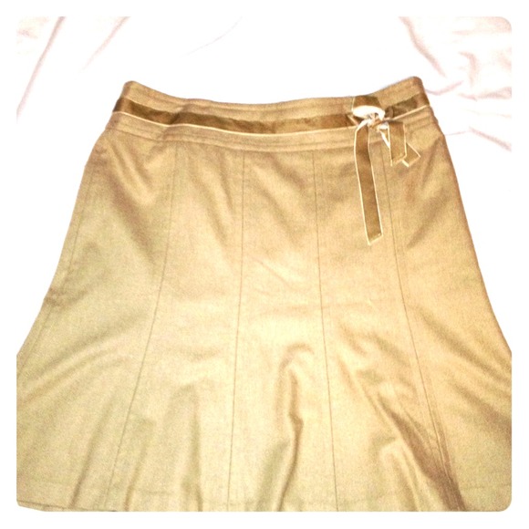 Loft tan wool blend skirt - Picture 1 of 4