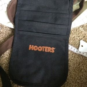 Black hooters pouch