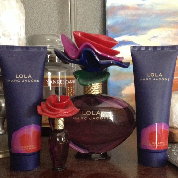 Lola perfume set