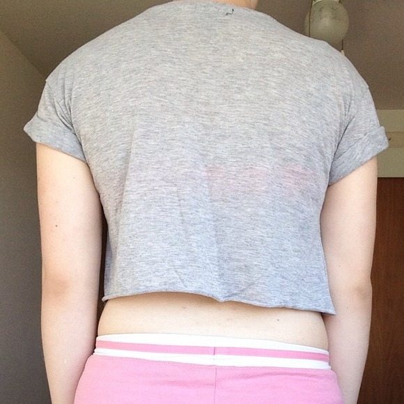 Traded: Grey crop top - Picture 4 of 4