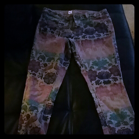 Patterned Jean's skinny size 8