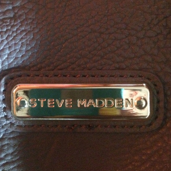 Steve Madden purse! - Picture 2 of 4