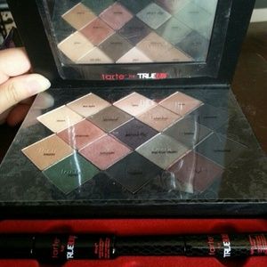 RARE Tarte True Blood Collecters eyeshadow palette