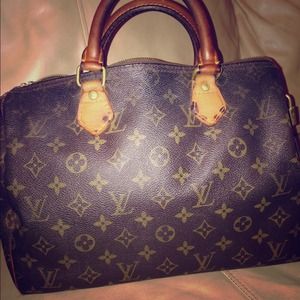 🎉Reduced🎉Louis Vuitton Vintage Speedy 30!