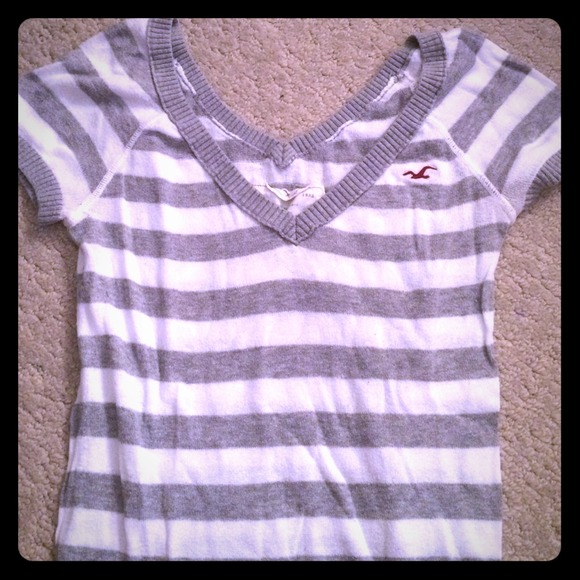 Hollister t-shirt - Picture 1 of 1