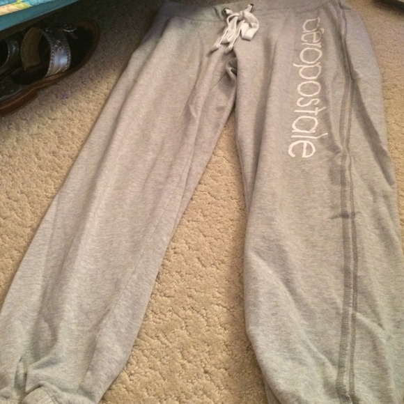 Aeropostale sweat pants - Picture 1 of 1