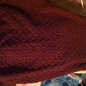 Long sleeved sweater with design in front