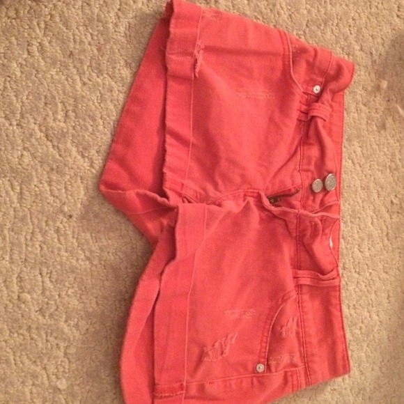 Coral shorts - Picture 1 of 2