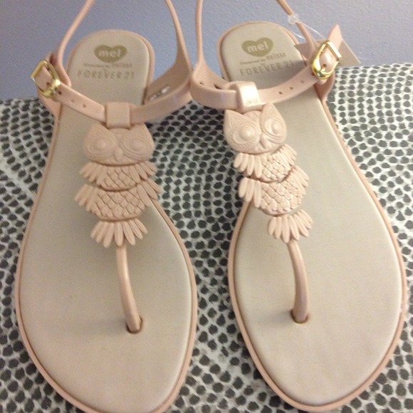 Mel by Melissa for Forever 21 nude jelly sandals