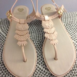 Mel by Melissa for Forever 21 nude jelly sandals