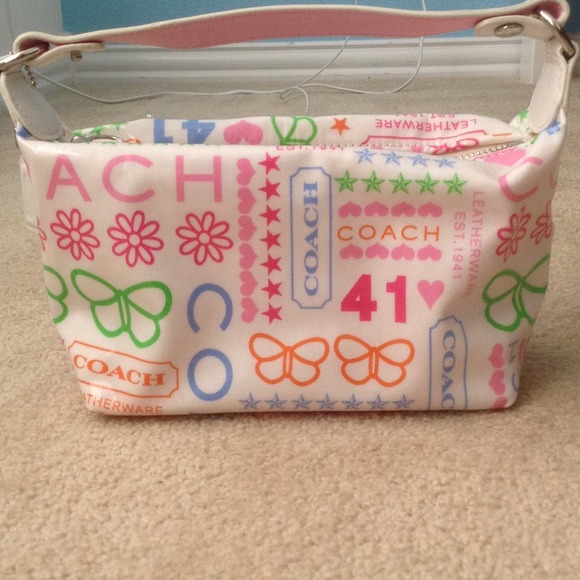 Authentic Coach Mini Bag - Picture 2 of 4