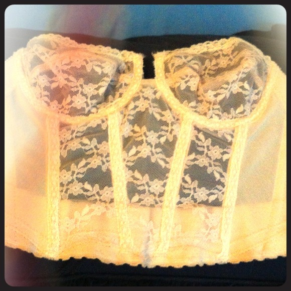 Vintage lace half-corset