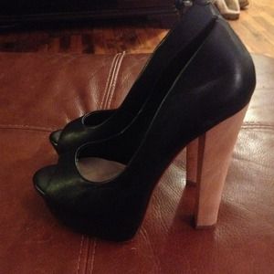 **sold** Steve Madden 6.5 Black Leather Heels