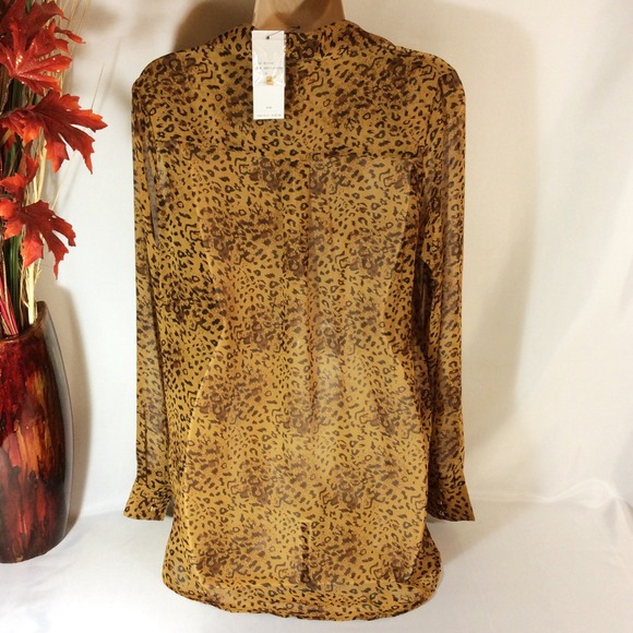 ⚡️SALE⚡️BCBG Max Azria Cheetah Print Top - Picture 3 of 4