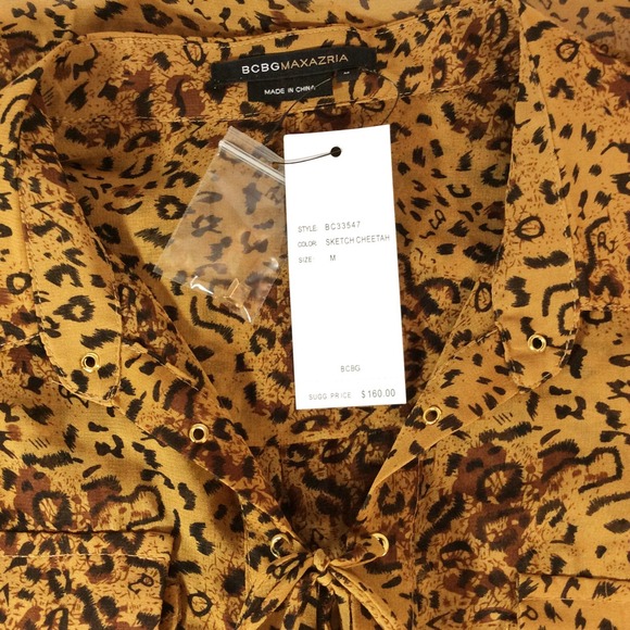 ⚡️SALE⚡️BCBG Max Azria Cheetah Print Top - Picture 4 of 4