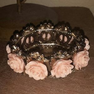 Flower bracelet