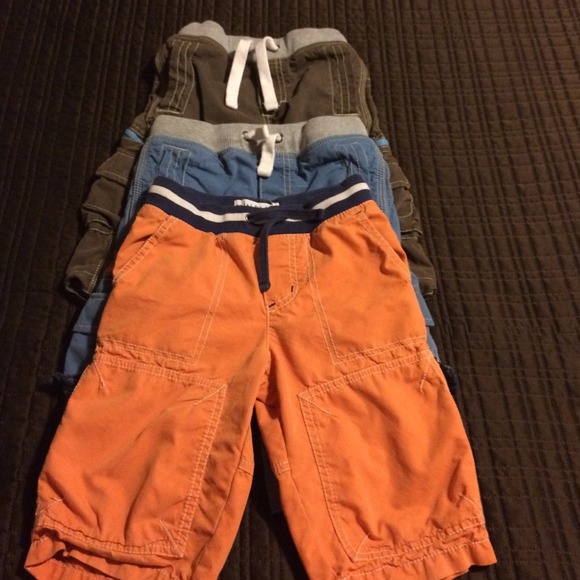 Mini Boden Cargo Shorts!!!