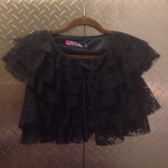 ⛔️SOLD on EBay ⛔️✨NEW✨ Cropped top