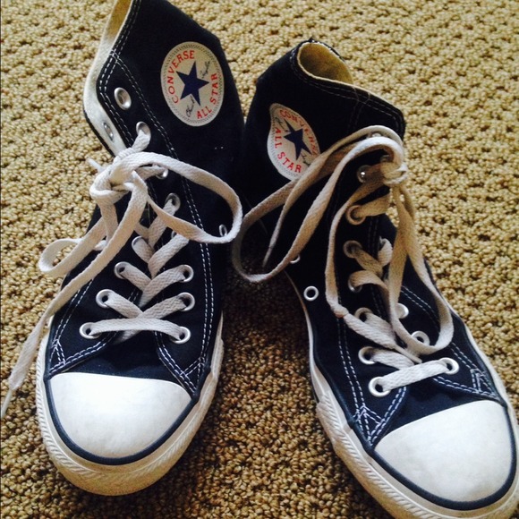 Women's Black high top converse!