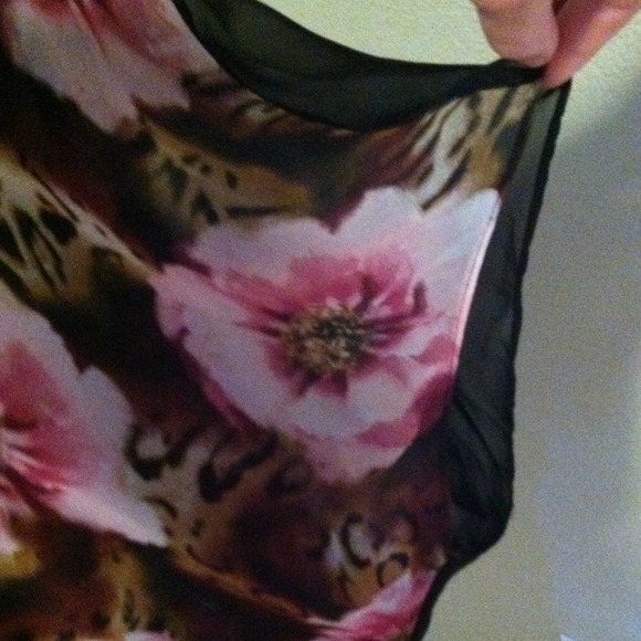 Sheer Leopard Print Flowered Top - Picture 2 of 4