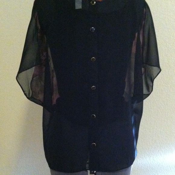 Sheer Leopard Print Flowered Top - Picture 3 of 4