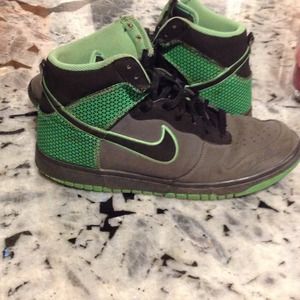 Green nike shoes