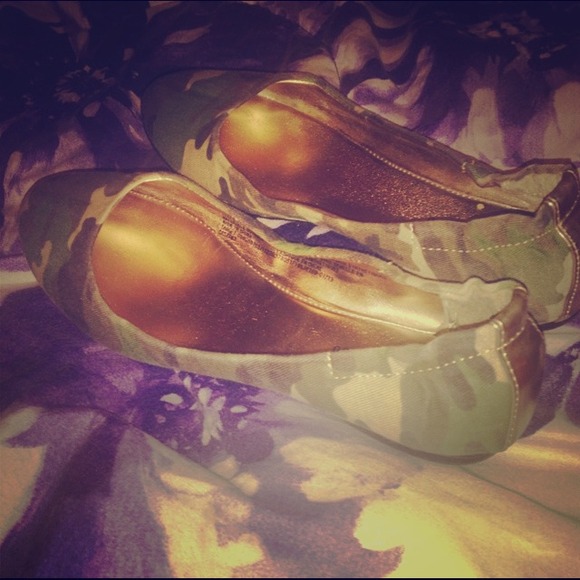 Army fatigue flats