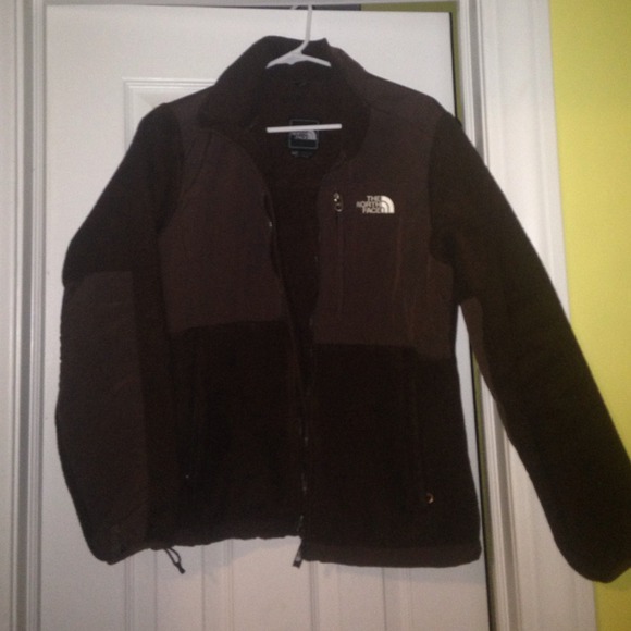 SOLD Women's North Face Denali Fleece Jacket